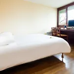 Nancy Sud Renovees Hotell 3*