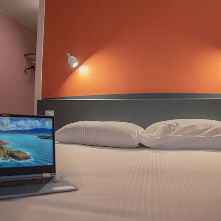 Hotel Nancy Sud Renovees 3*