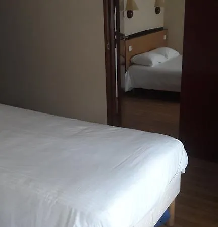 Nancy Sud Renovees Hotell 3*