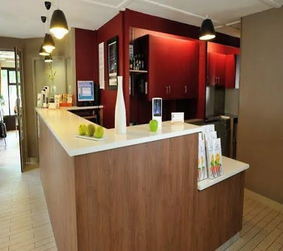 Hotel Nancy Sud Renovees 3*